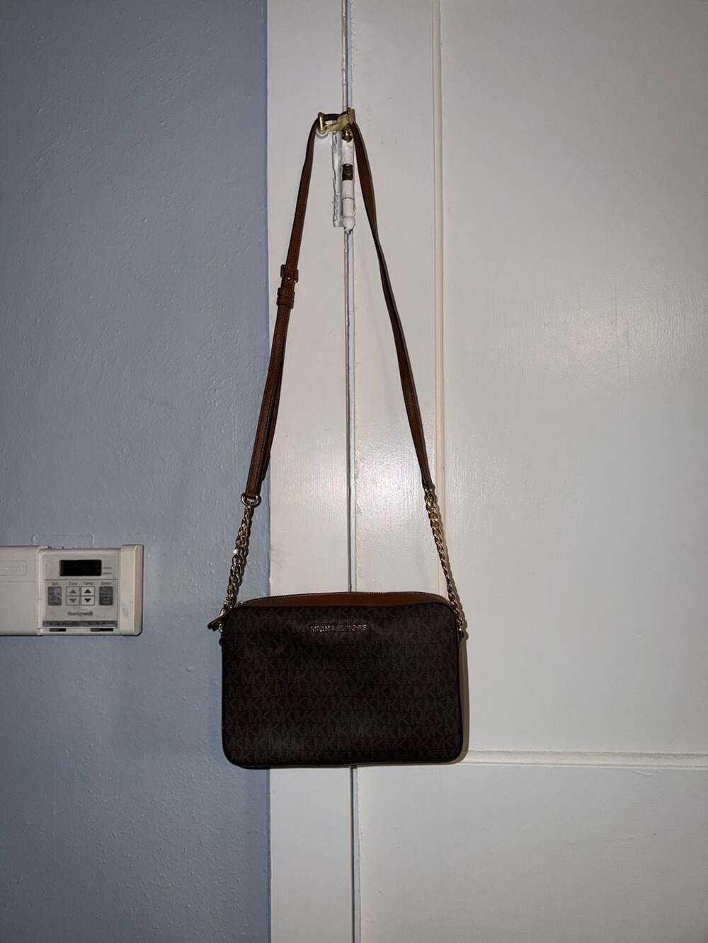 Michael Kors Jet Set Signature Logo Crossbody Bag